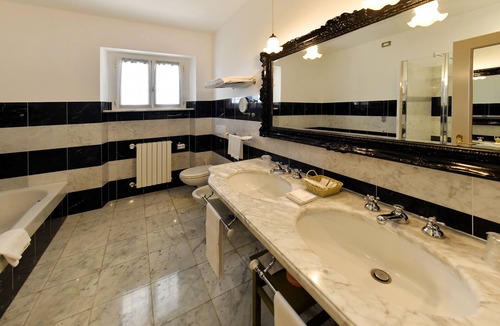 San Luca Hotel | Villa Santa Barbara