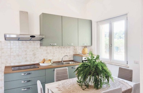 Isola di Capo Rizzuto Villa | Villa surrounded in nature