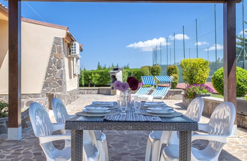 Alghero Villa | Villa "Villamorus 2" with Garden, Terraces & Wi-Fi