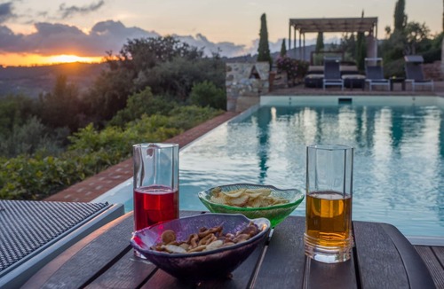 Civitella Paganico Villa | Villa with 20 beds divided into 5 apartments