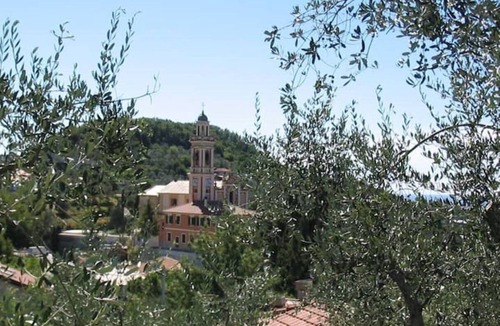Leivi Villa | Villa with garden and sea and mountain views 5km from the beaches