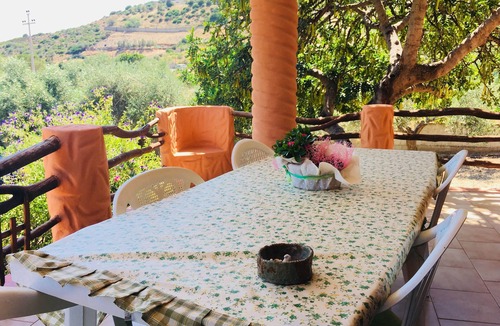 Solanas Villa | Villa with garden in SOLANAS - WIFI - Air conditioned - Relax ! ☀️ 🌊 🏖