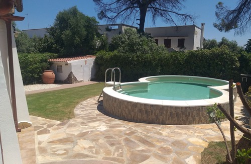 Sarroch House | Villa with housekeeper 200 m from the sea in Porto Columbu (1 km from Pula)