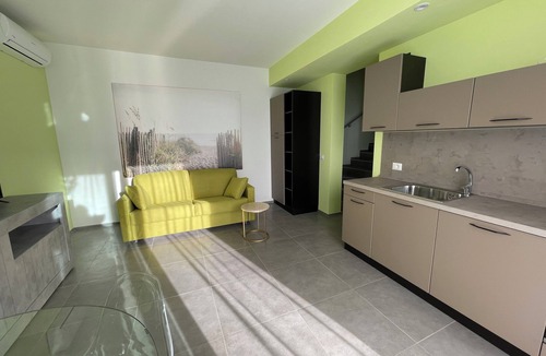 Lido delle Nazioni Villa | Villa with independent garden in Residence Polynesia No. 4