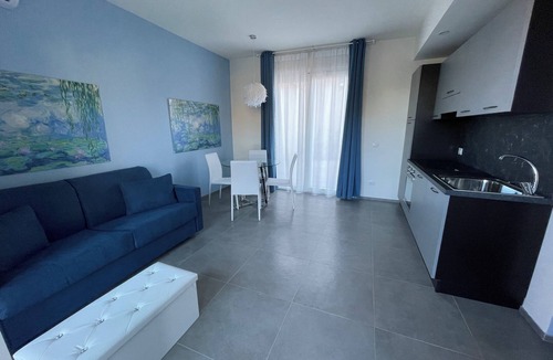 Lido delle Nazioni Villa | Villa with independent garden in Residence Polynesia