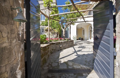 Massa Lubrense Villa | Villa with Saracen Tower and swimming pool sea view near Sorrento