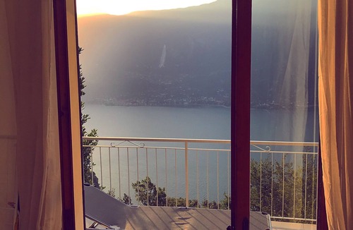 Arias House | Villa with stunning lake views and private salt water pool