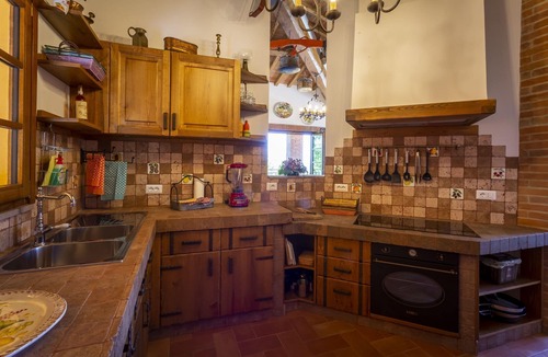 Montaione Villa | Villa with WIFI, pool, A/C, TV, patio, pets allowed, panoramic view, close to San Gimignano