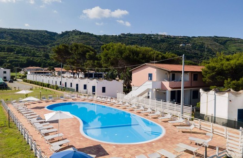 Marina di Zambrone Apartment | Villaggio Residence Emmesse Trilocal 3 rooms