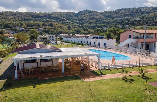 Marina di Zambrone Apartment | Villaggio Residence Emmesse Trilocal 3 rooms