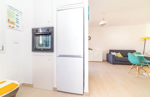 Torre Santa Sabina House | Villetta Annamaria 50 meters from beach + parking space