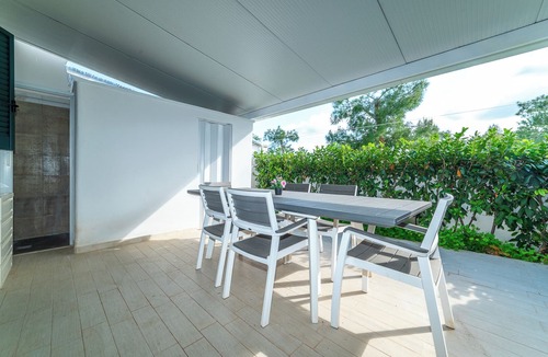Torre Santa Sabina House | Villetta Annamaria 50 meters from beach + parking space