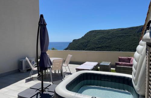 Finale Ligure House | Villino con terrazzo panoramico