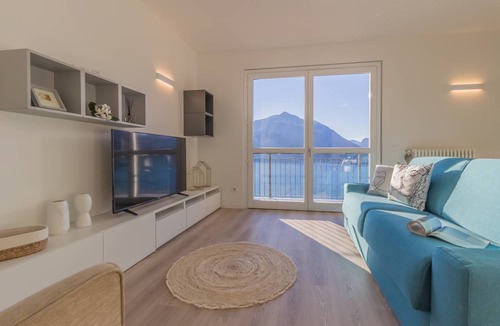 Perledo Apartment | Vista d'oro Deluxe