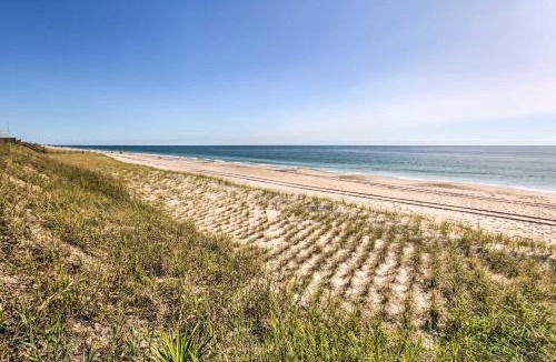 Indian Beach House | Walk to Indian Beach: Condo w/Ocean-View Balcony