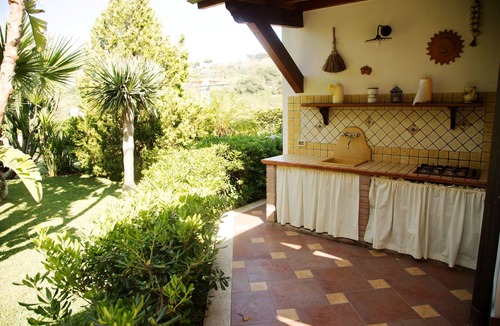 Balestrate Villa | Walter apartment at 150 mt. from the beach.