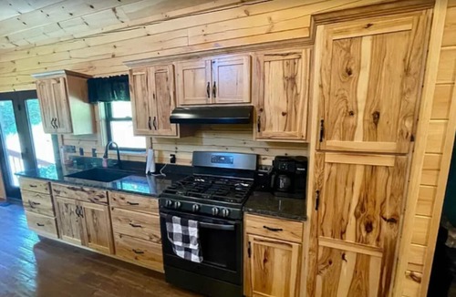 Mill Creek House | Warriors Rest - Serene 3-bedroom house in charming Mill Creek
