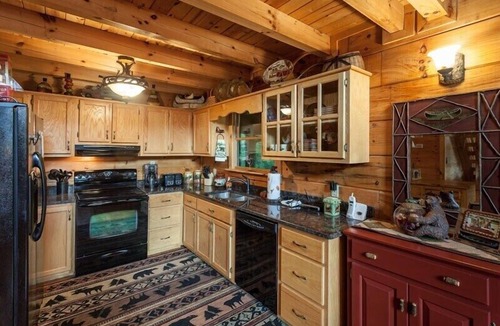 Blue Ridge Cabin | Water's Edge | Blue Ridge, GA