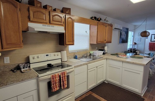 Hudson Cottage | Waterfront Cozy Cottage On Cow Creek With Dock, Canoe, Kayaks, Fishing