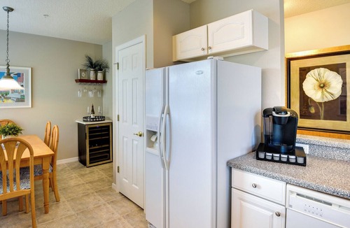 Palm Coast Condo | Waterfront Palm Coast Condo w/Community Pool!