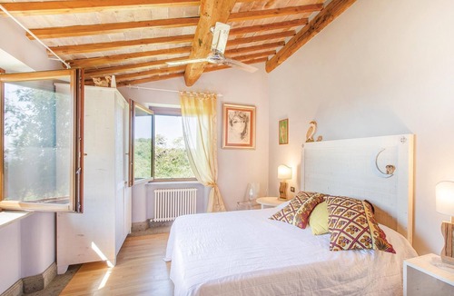 Corbara House | Well-maintained and elegant part of a two-family house with extensive garden and pool, about 10 km f