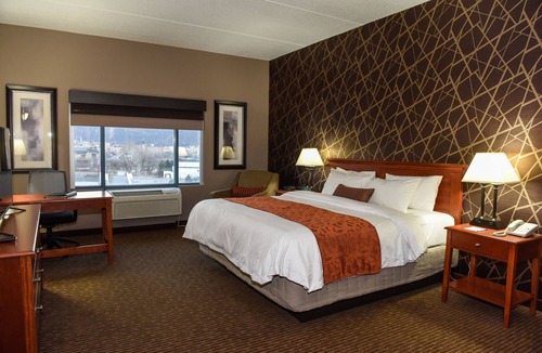 Wheeling Hotel | Wheeling Island Hotel-Casino-Racetrack