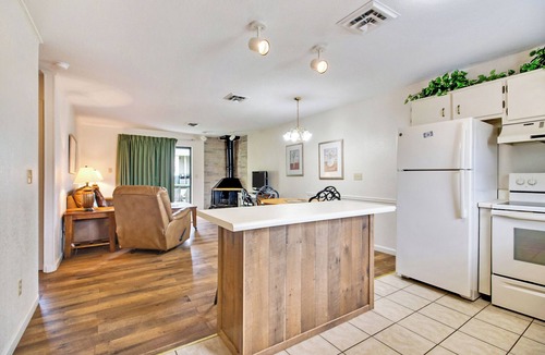Lake Tansi Condo | Where Golf Courses Meet Forest Adventures