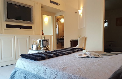 Olbia Bed & Breakfast | White House Luxury Hospitality