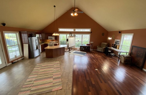 Springfield Bed & Breakfast | Wildflower Ranch Inn