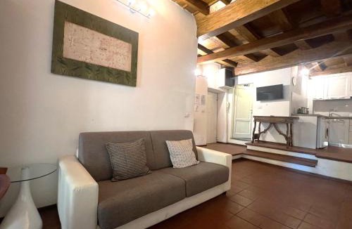 Duomo Apartment | Wine Apartments Florence Aleatico