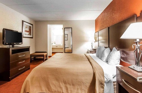 Marietta Hotel | Wingate by Wyndham Marietta Conference Center