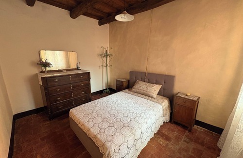 Mologno Apartment | Within walking distance of downtown, with free public parking