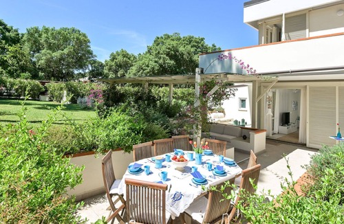 Punta Ala Villa | Wonderful private villa for 10 people with WIFI, A/C, TV, patio and pets allowed