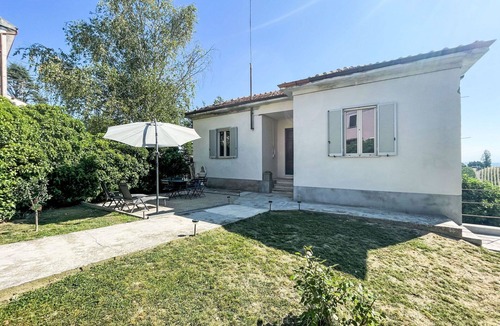 Castel Rocchero House | Wonderful private villa for 4 people with WIFI, terrace and panoramic view