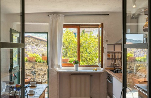 Bellissimi House | Wonderful private villa for 4 people with WIFI, TV and patio