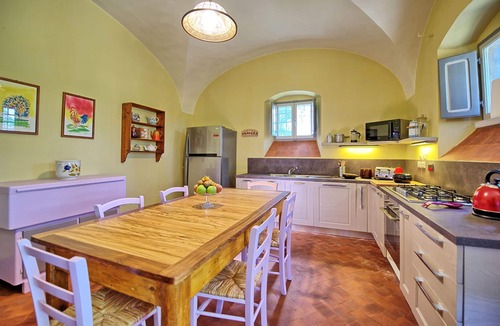 Le Piazze Villa | Wonderful private villa with WIFI, A/C, private pool, TV and panoramic view, close to Arezzo