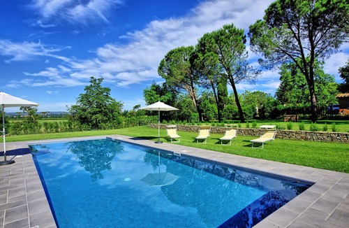 Le Piazze Villa | Wonderful private villa with WIFI, A/C, private pool, TV and panoramic view, close to Arezzo