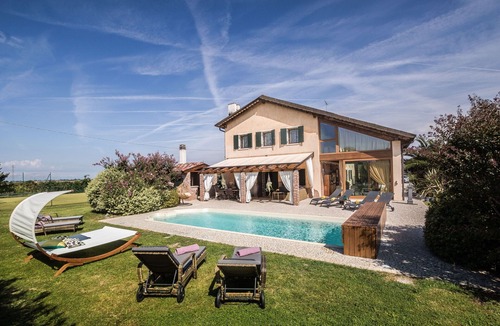 Ca' Pirami Villa | Wonderful private villa with WIFI, private pool, hot tub, A/C, TV, pets allowed and panoramic view