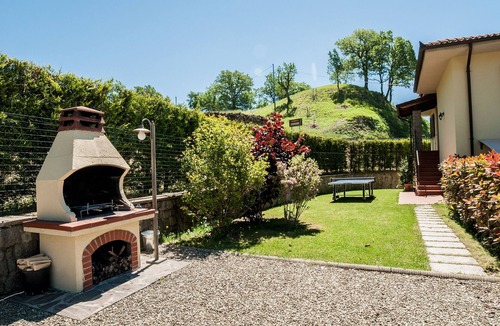 Pratovecchio Villa | Wonderful Villa with Private Pool near Arezzo and Florence, Wifi Free