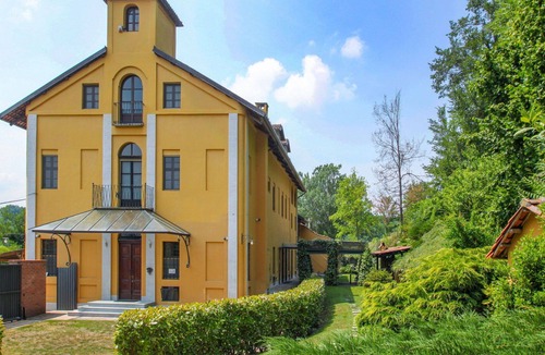 Asti Villa | Wonderful villa with private pool, A/C, TV, patio, pets allowed, panoramic view and parking