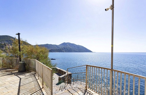 Recco Apartment | Yellow Suite sul Lungomare di Recco by Wonderful Italy