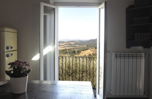 Gambassi Terme Bed & Breakfast | You look out and touch the towers of San Giminignano