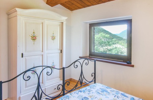 Pievefavera House | You will be greeted by a beautiful stone house with many amenities overlooking Lago di Borgiano.