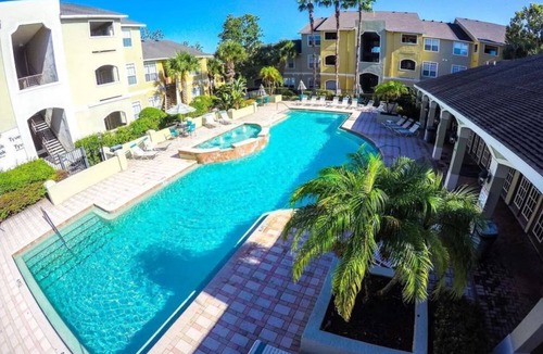 Clearwater Condo | Your Modern & Cozy Avalon Retreat Clearwater Beach Awaits You!