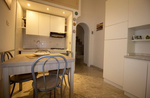 Cetara Apartment | Zifina . a stone's throw from the sea