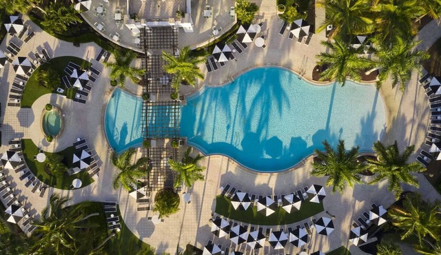 3 Quiet, Comforting Spaces Perfect for Unwinding and Recharging near Attractions