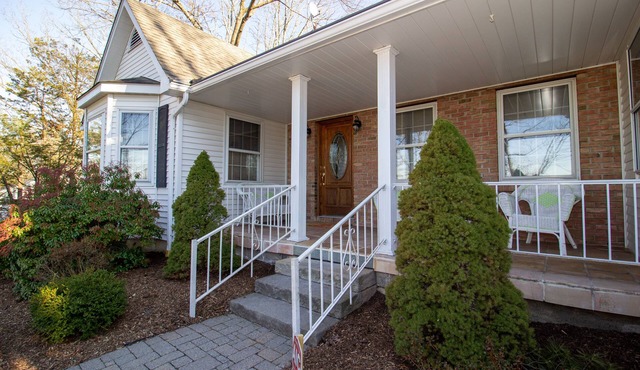A quiet mountaintop retreat with all the comforts of home!