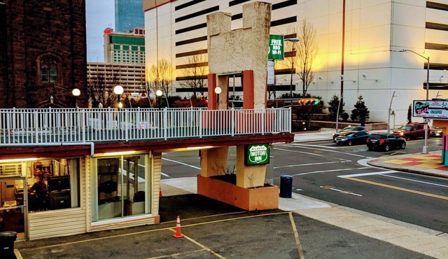 Atlantic Motor Inn