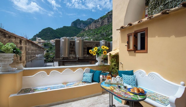 Barbera House B