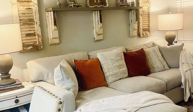 Beautiful condo “Ocean’s Whisper” NMB 3960 ft from ocean 6 mo rentalOct1-April 1